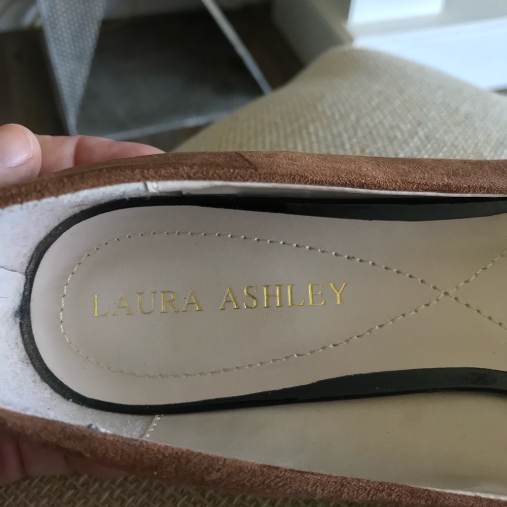 Cute suede flats
